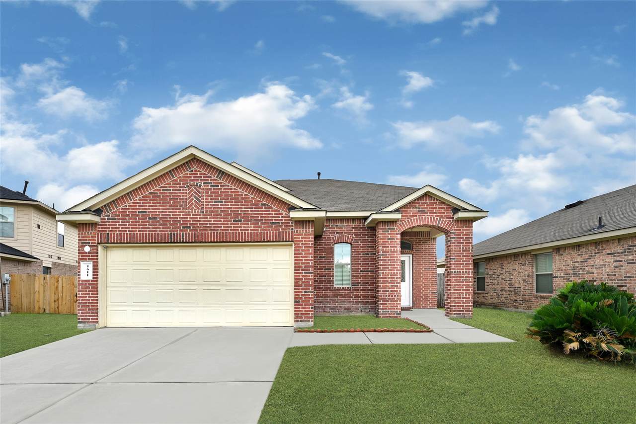 1611 Jaquima Valley Way - Photo 1