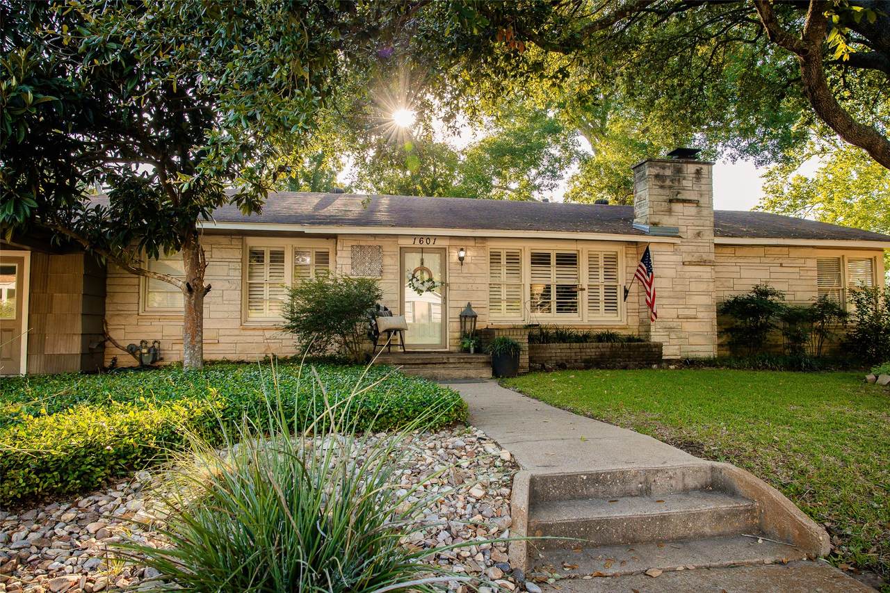 1601 Chappell Hill Street - Photo 1