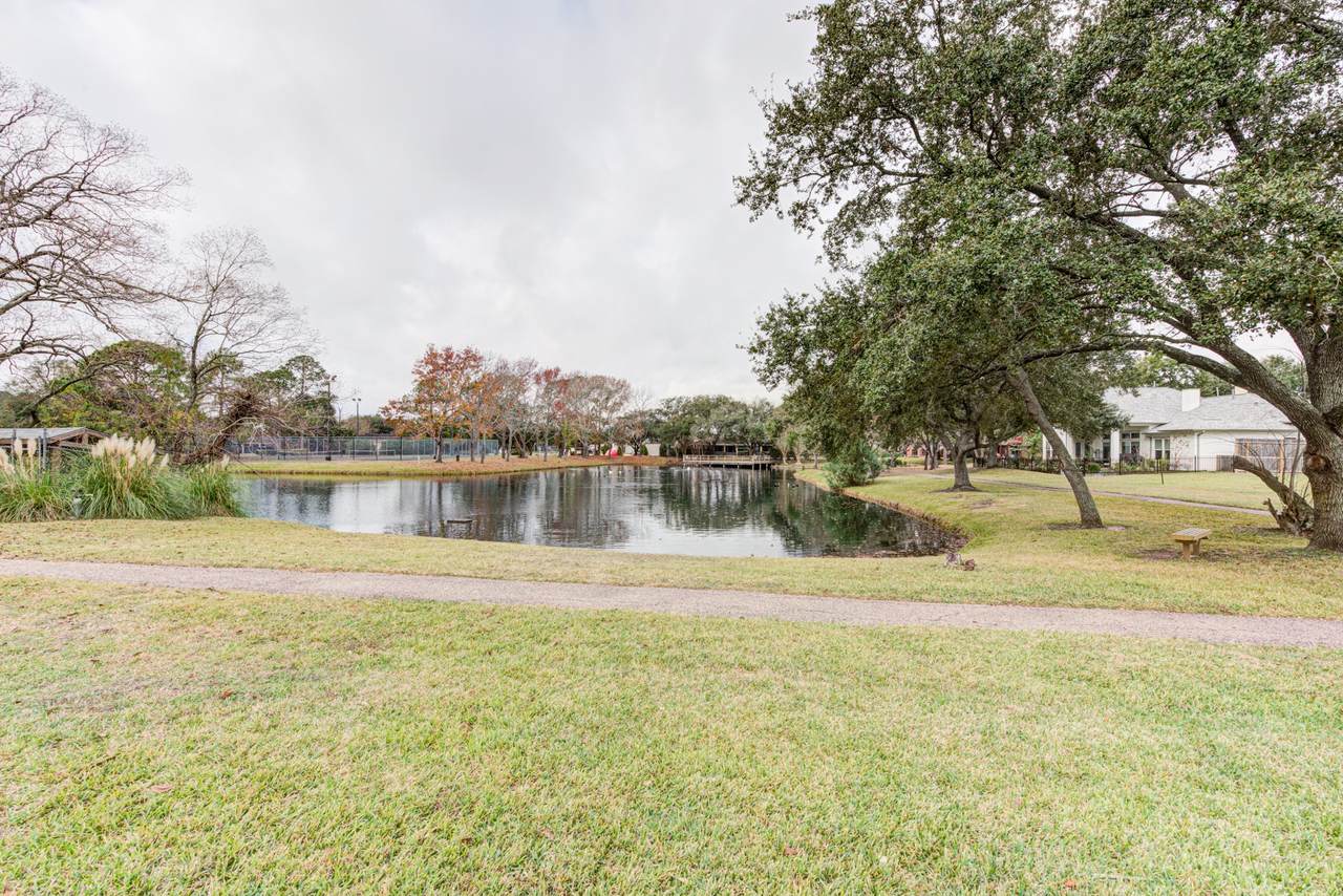 0 E Circle Drive - Photo 1