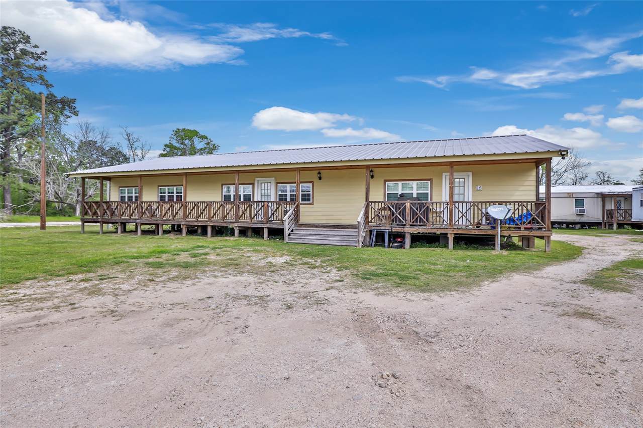 10821 Highway 150 - Photo 1