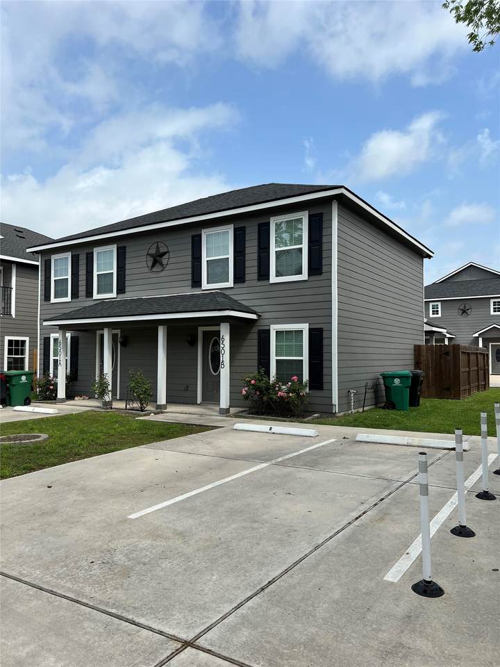 6501 Osprey Drive - Photo 1