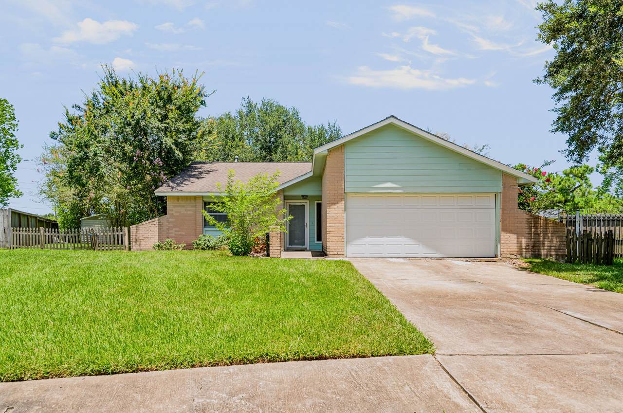 2508 Knoxville Drive - Photo 1