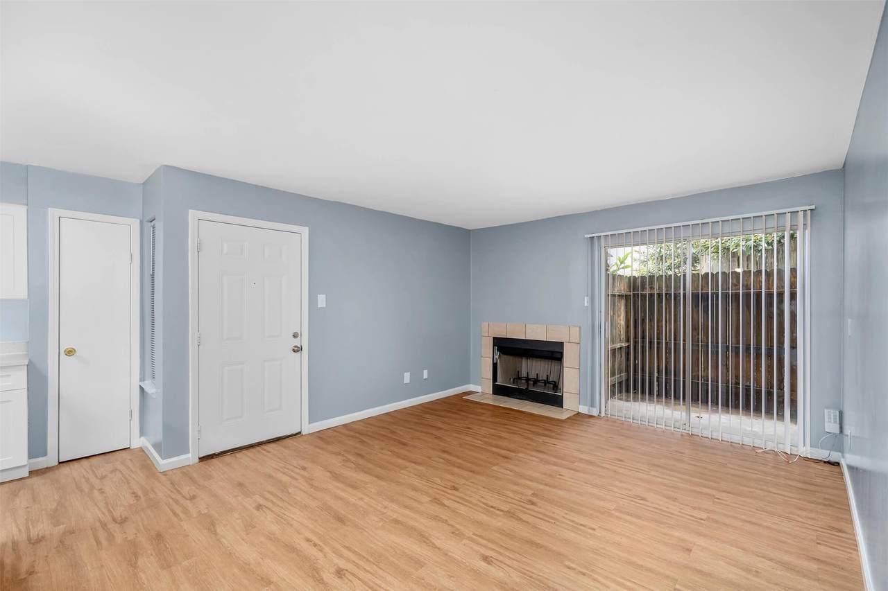 6415 South Lake Houston Parkway - Photo 1