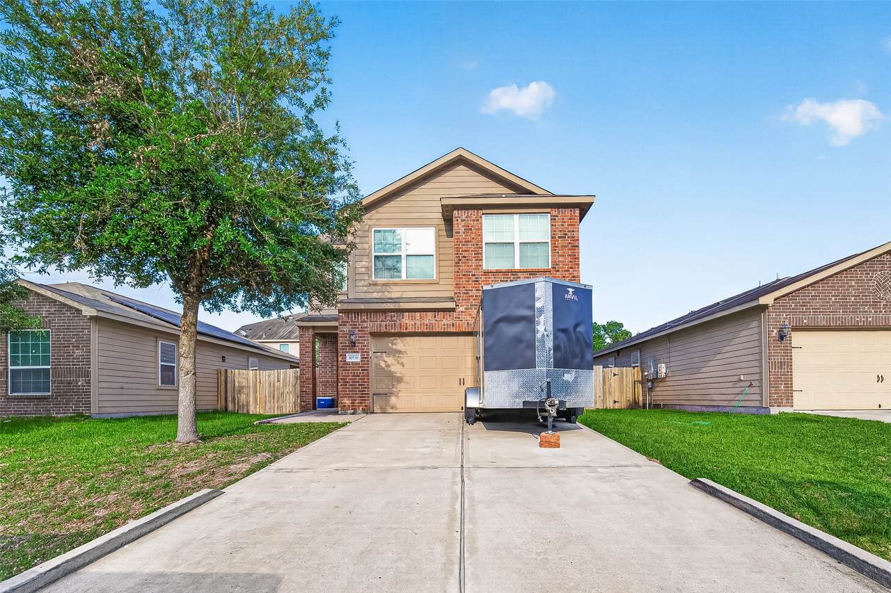 10538 Pine Landing Drive - Photo 1