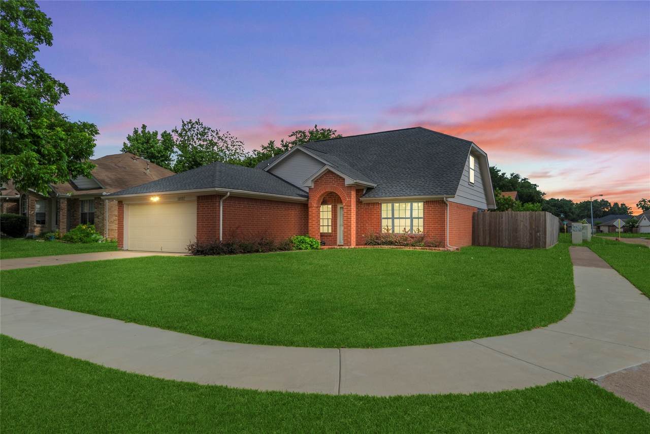 18502 Bridoon Drive - Photo 1