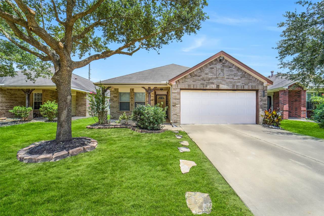 24642 Lakecrest Village Drive - Photo 1