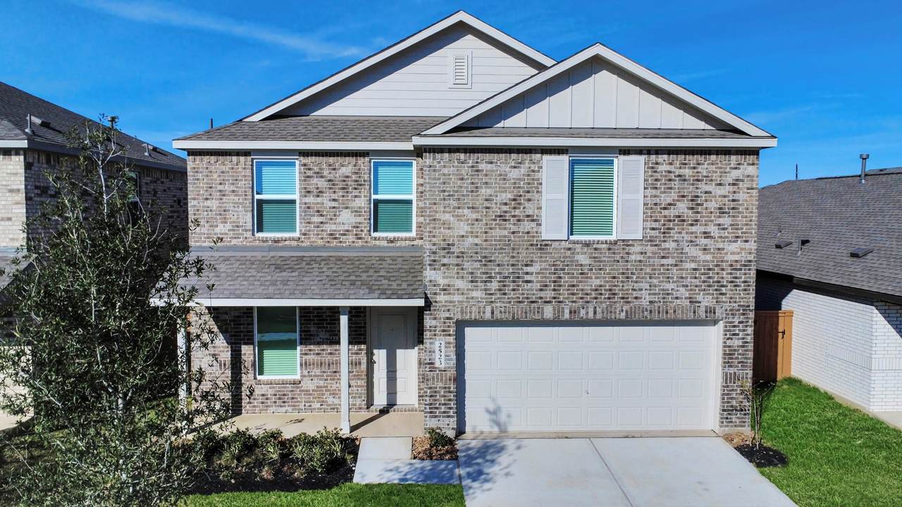 2523 Night Emerald Drive - Photo 1