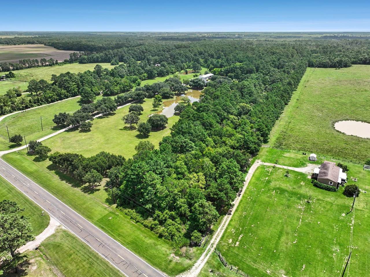 0009 Fm 563 - Photo 1