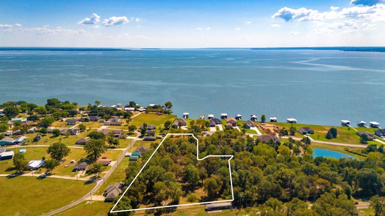 132 Legacy Boulevard - Photo 1