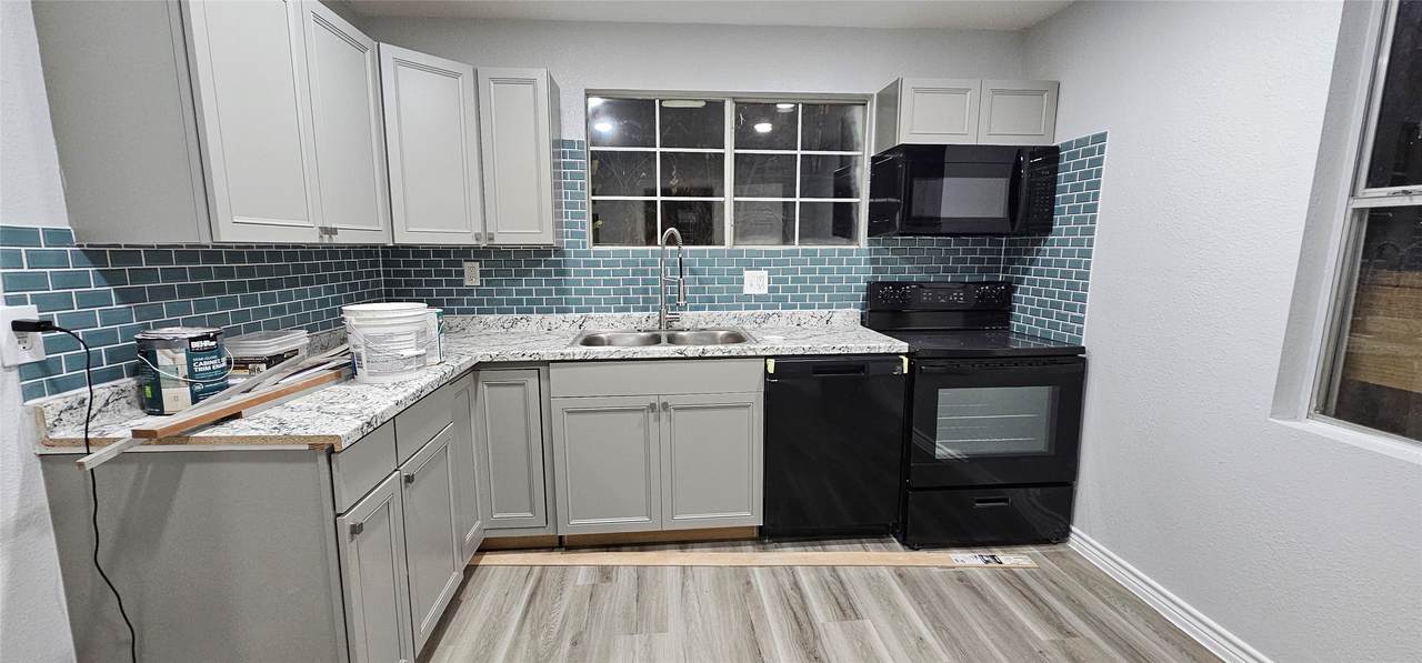 2634 Tidewater Drive - Photo 1