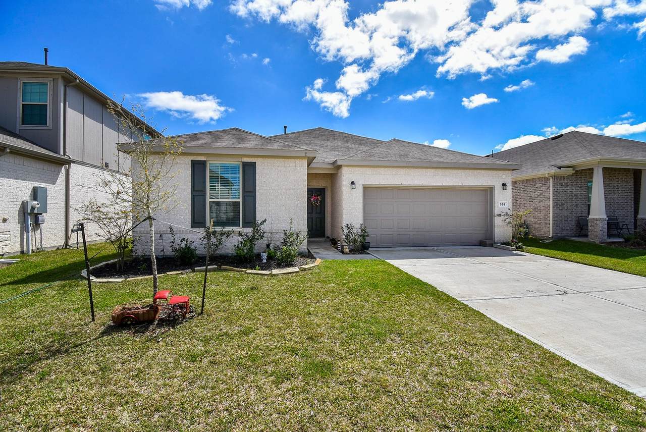 338 Paso Fino Drive - Photo 1