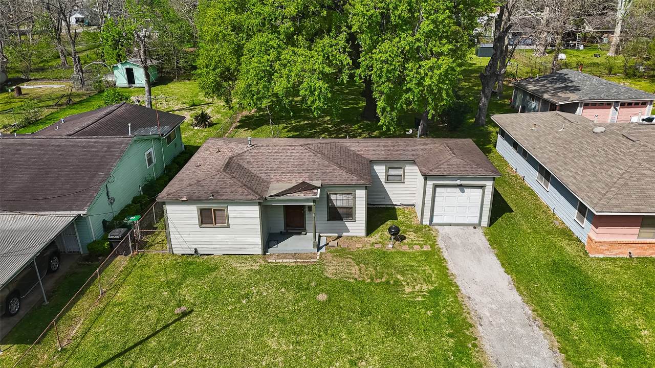 4109 Woolworth Street - Photo 1