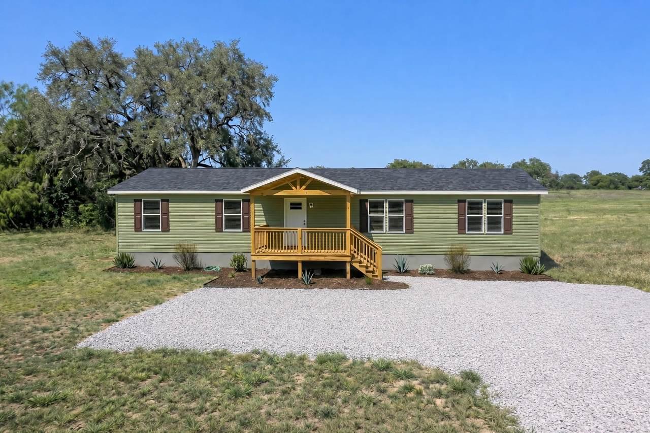 1527 County Road 428 - Photo 1