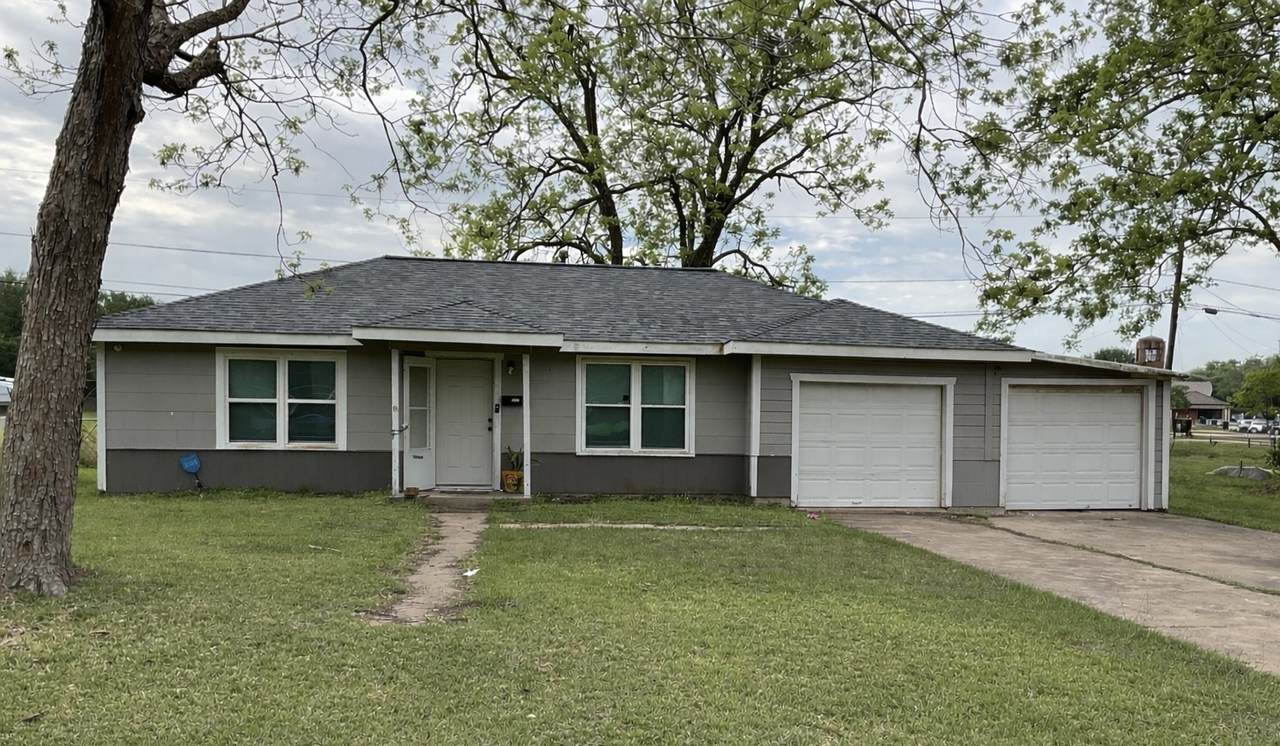 3320 Doris Street - Photo 1