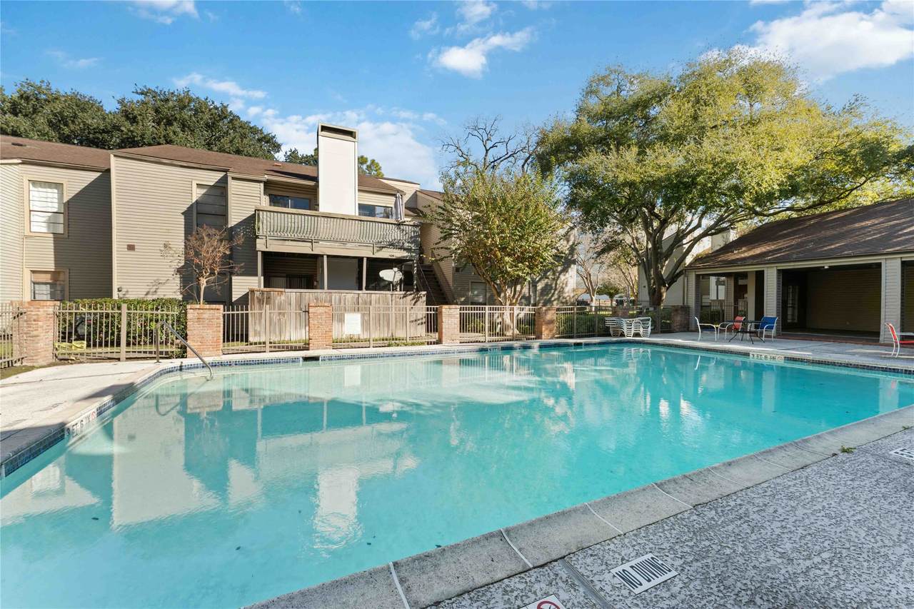 9707 Richmond Avenue - Photo 1