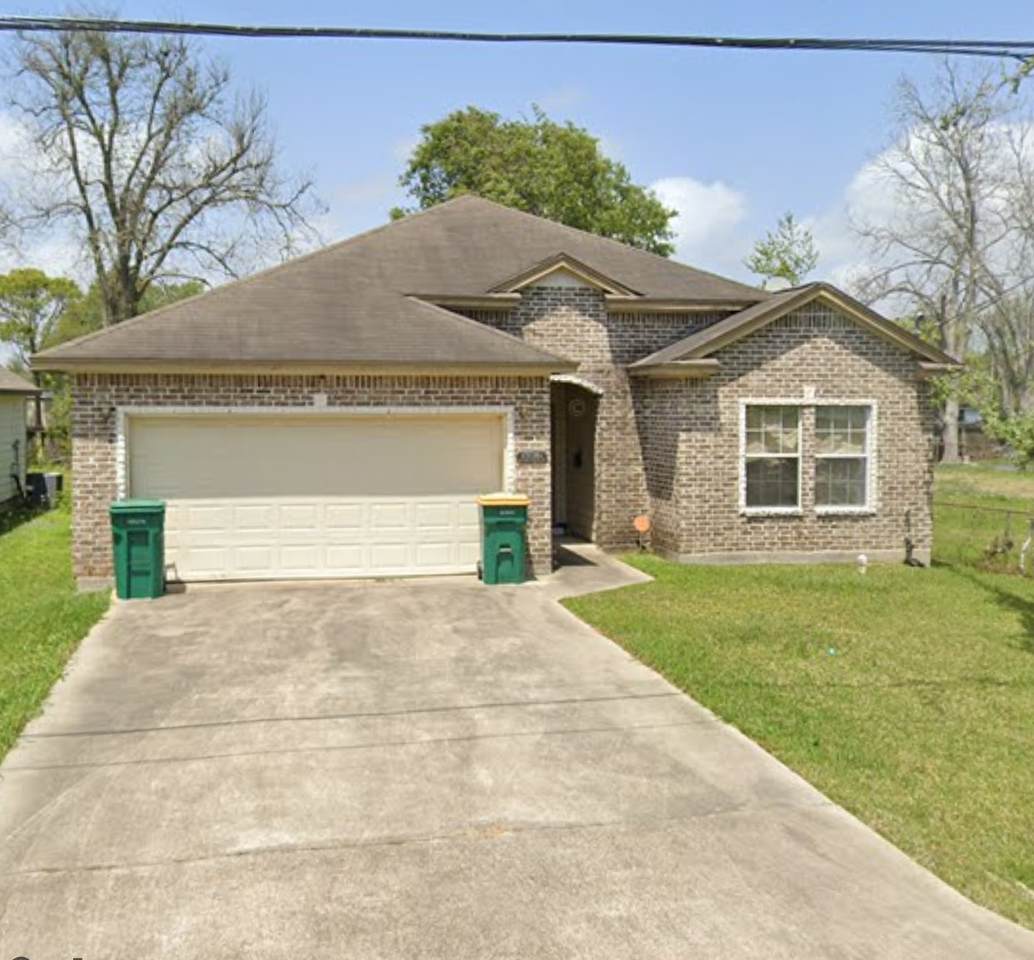 1904 Kansas Street - Photo 1