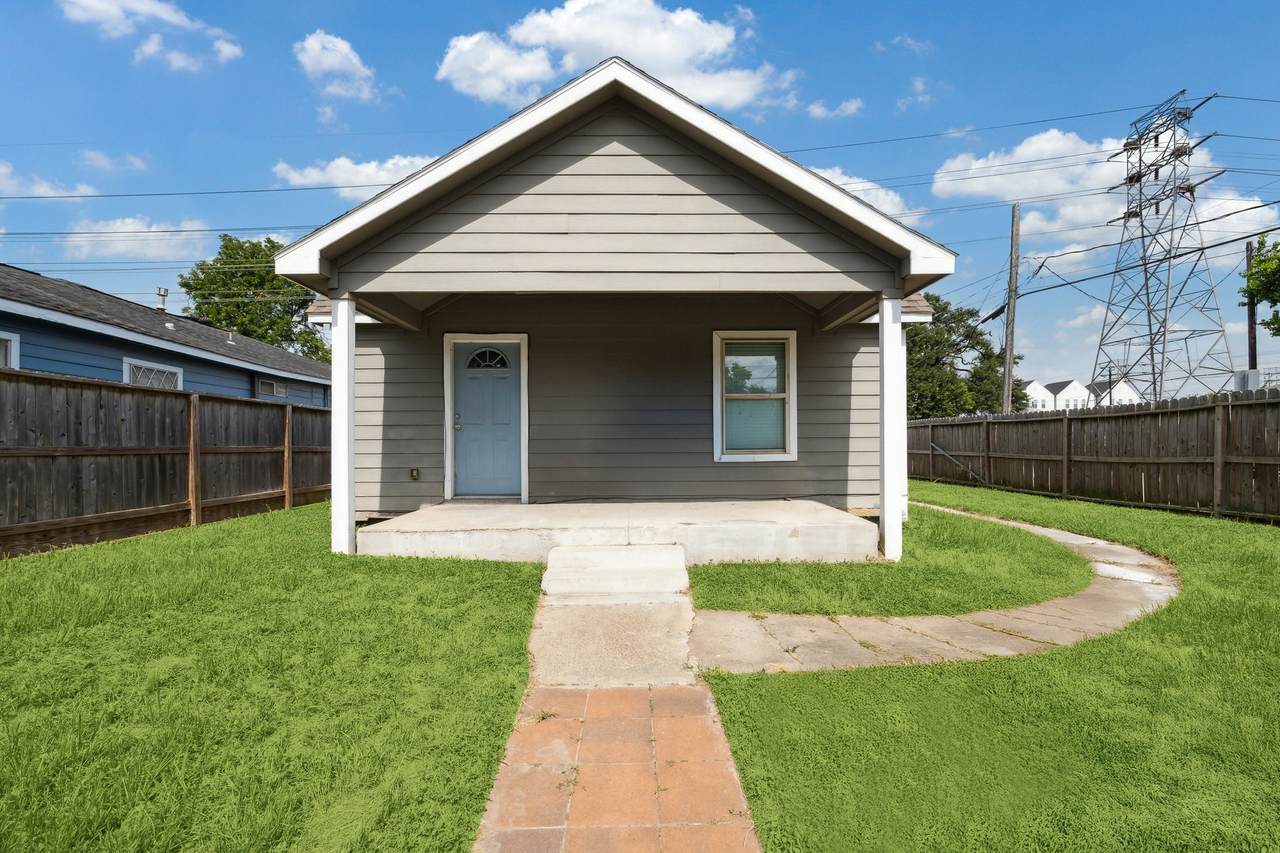 2802 Hardy Street - Photo 1