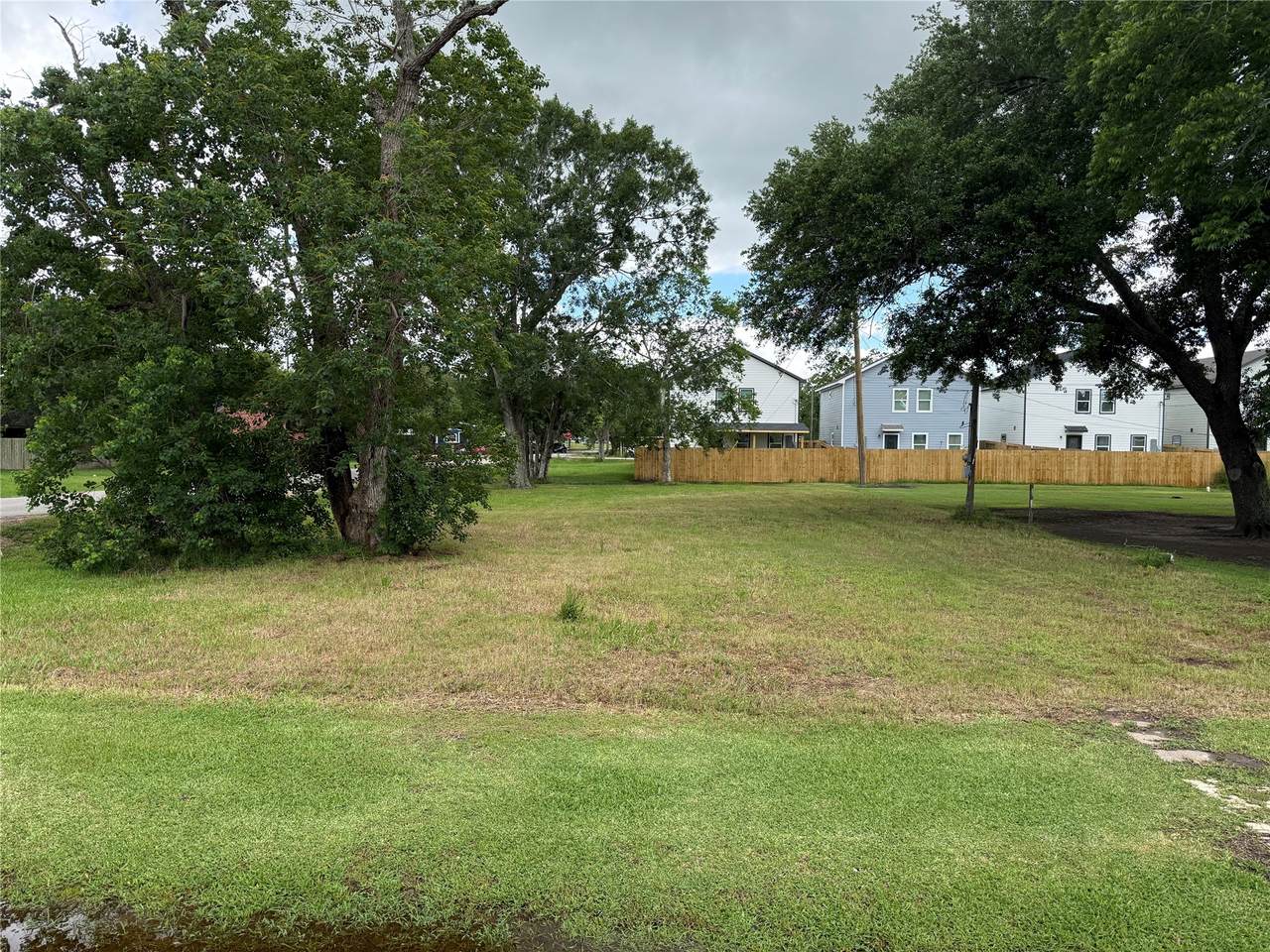407 3rd Street - Photo 1