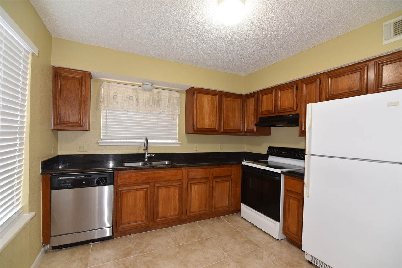 12400 Overbrook Lane - Photo 1