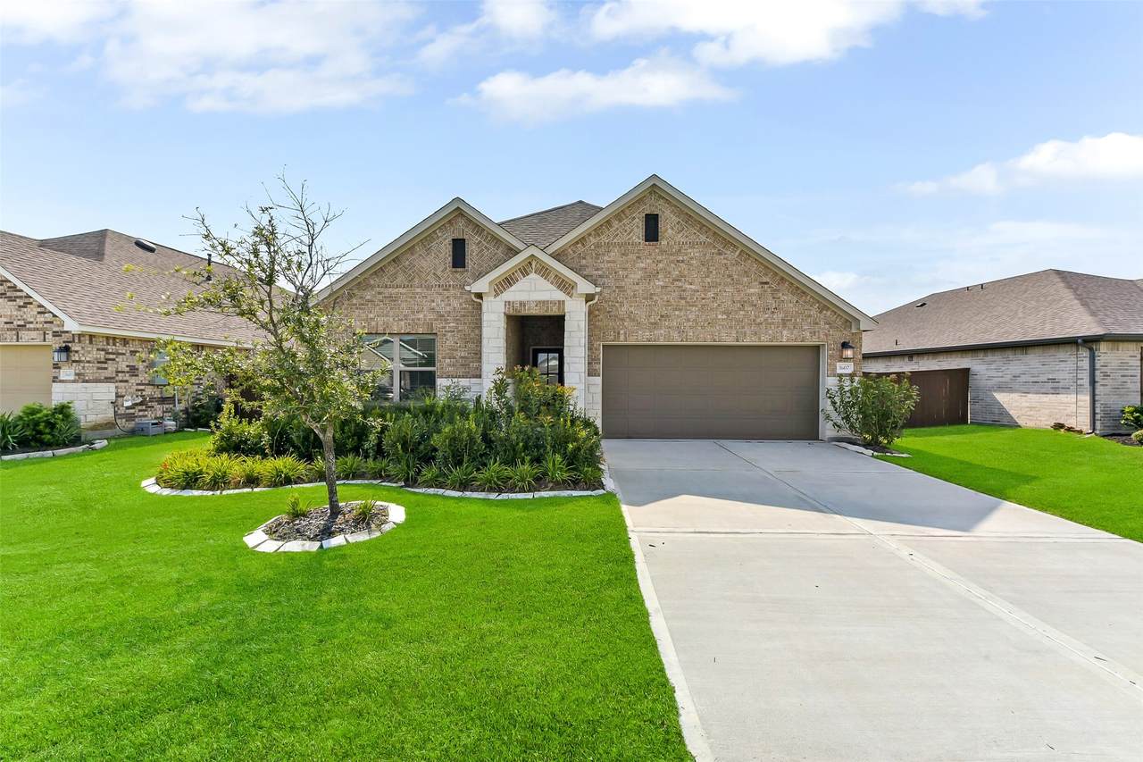 7607 Tramontana Lane - Photo 1