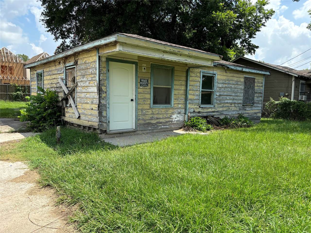 766 Fortune Street - Photo 1