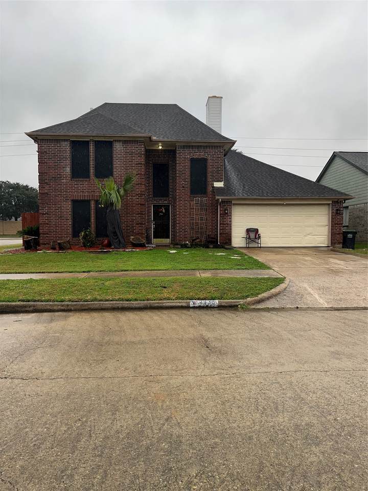 2938 Norwich Street - Photo 1