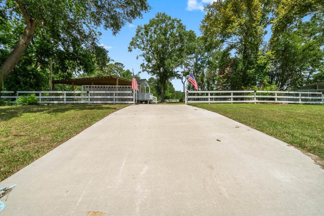 8851 Us Highway 59 - Photo 1