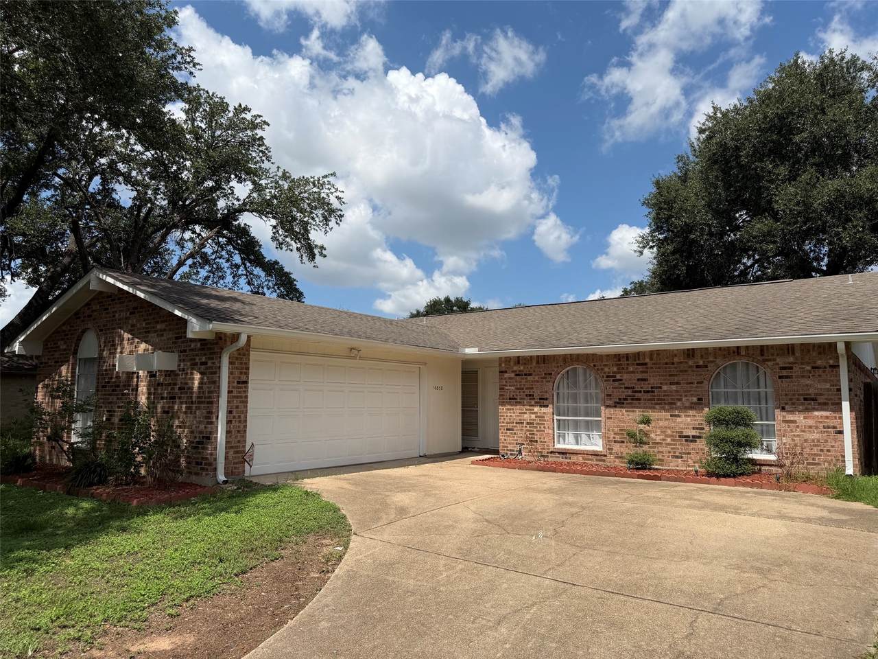 16838 Clan Macintosh Drive - Photo 1
