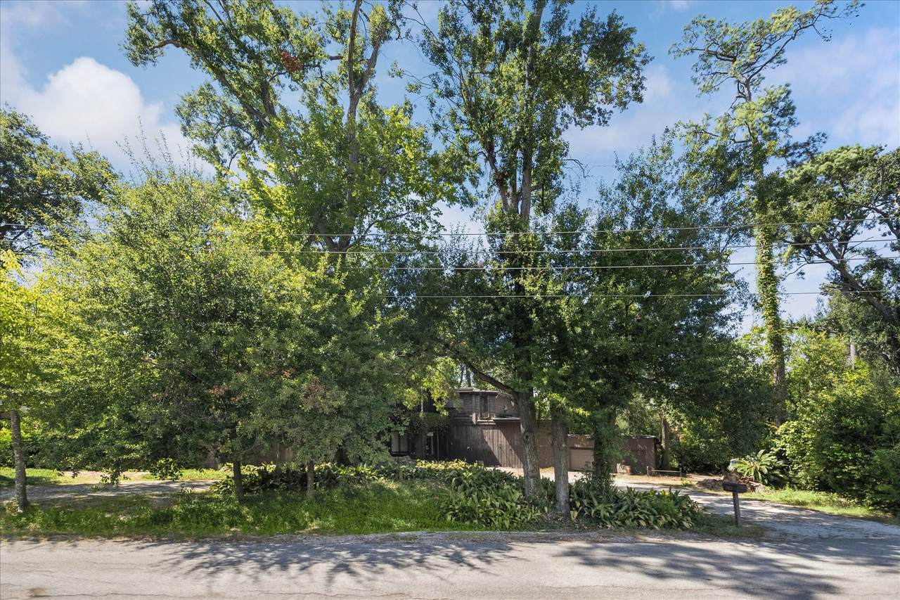 707 Holy Rood Lane - Photo 1