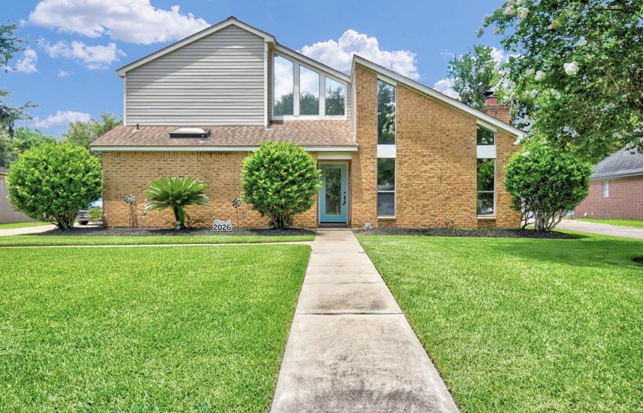 221 Wedgewood Street - Photo 1