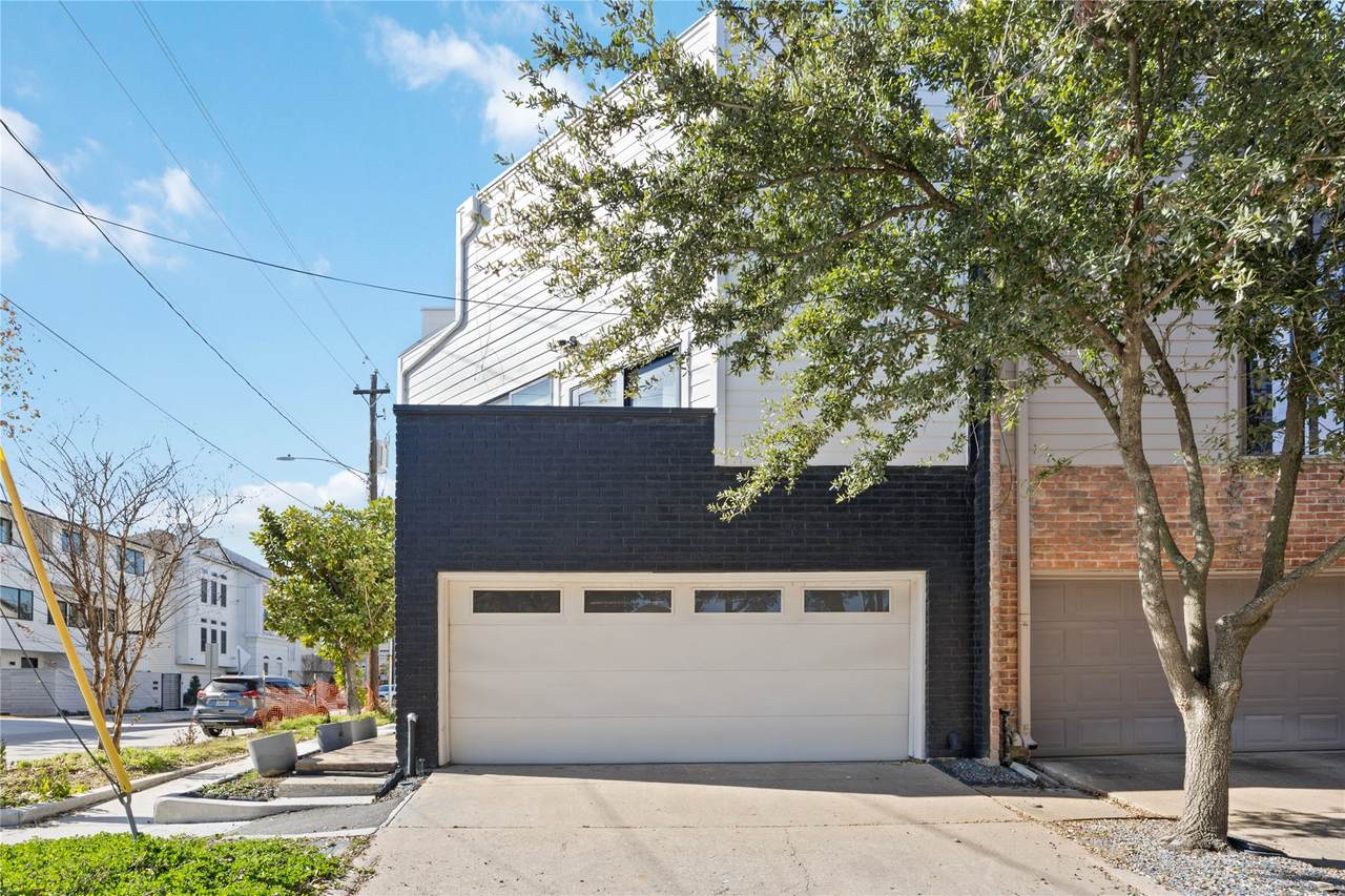 3520 Mount Vernon Street - Photo 1