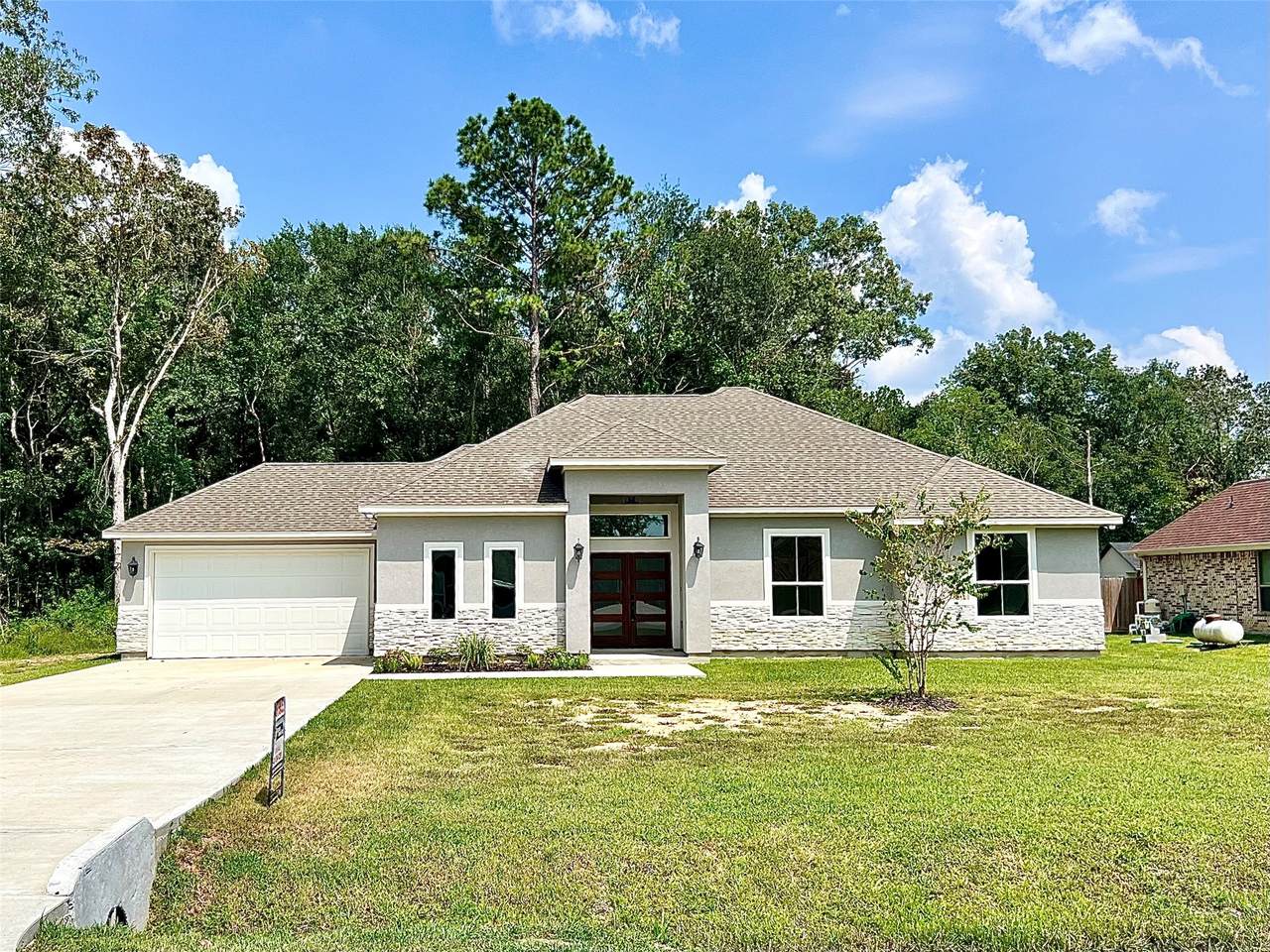 461 Spanish Drive - Photo 1