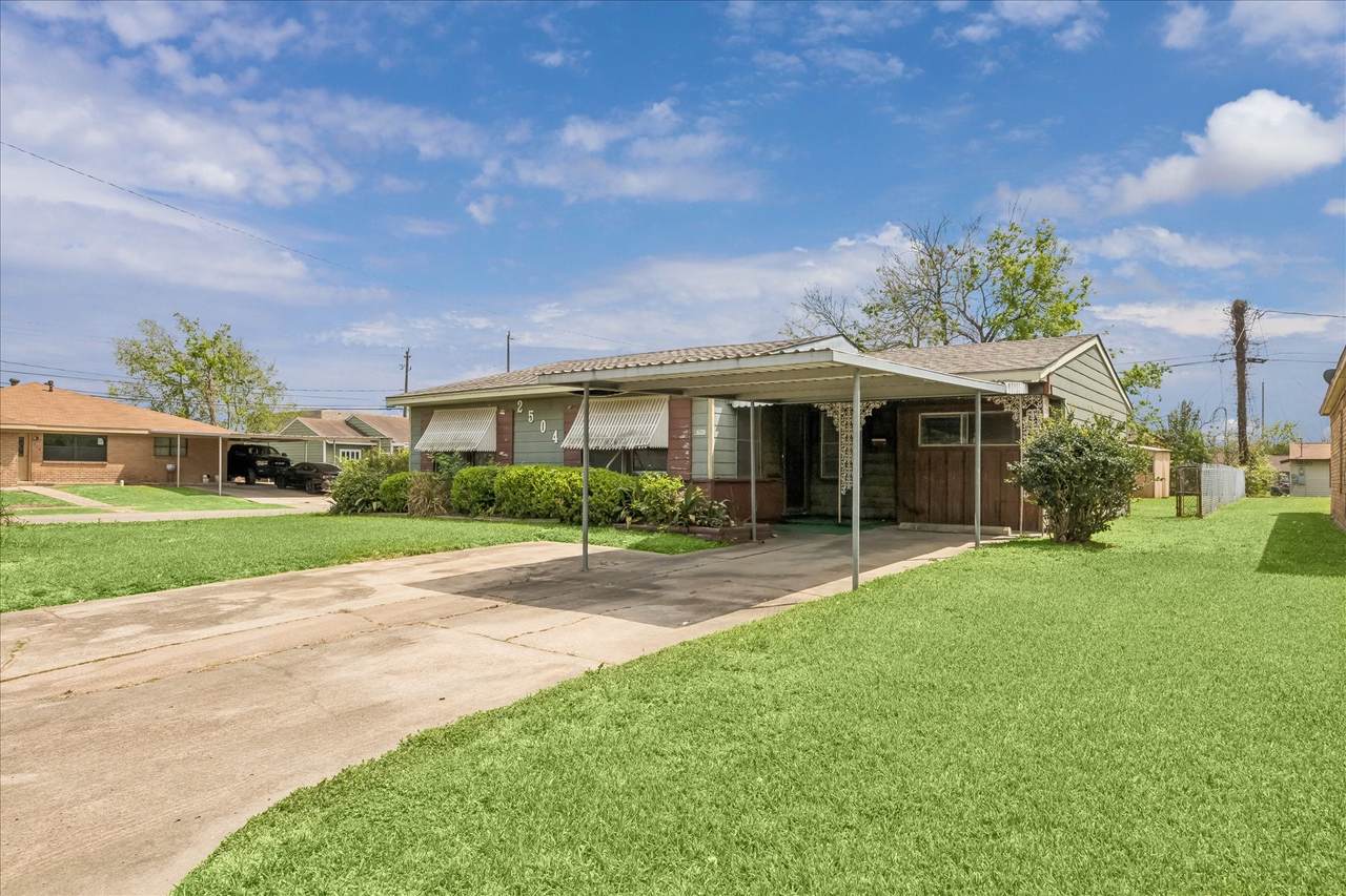 2504 3rd Street - Photo 1