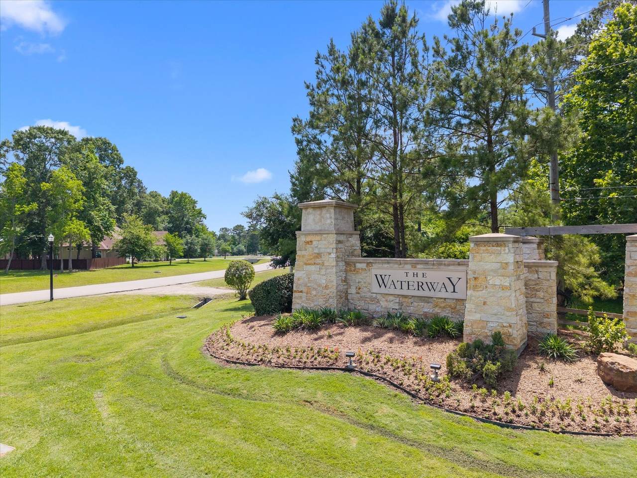 626 Commons View Drive - Photo 1