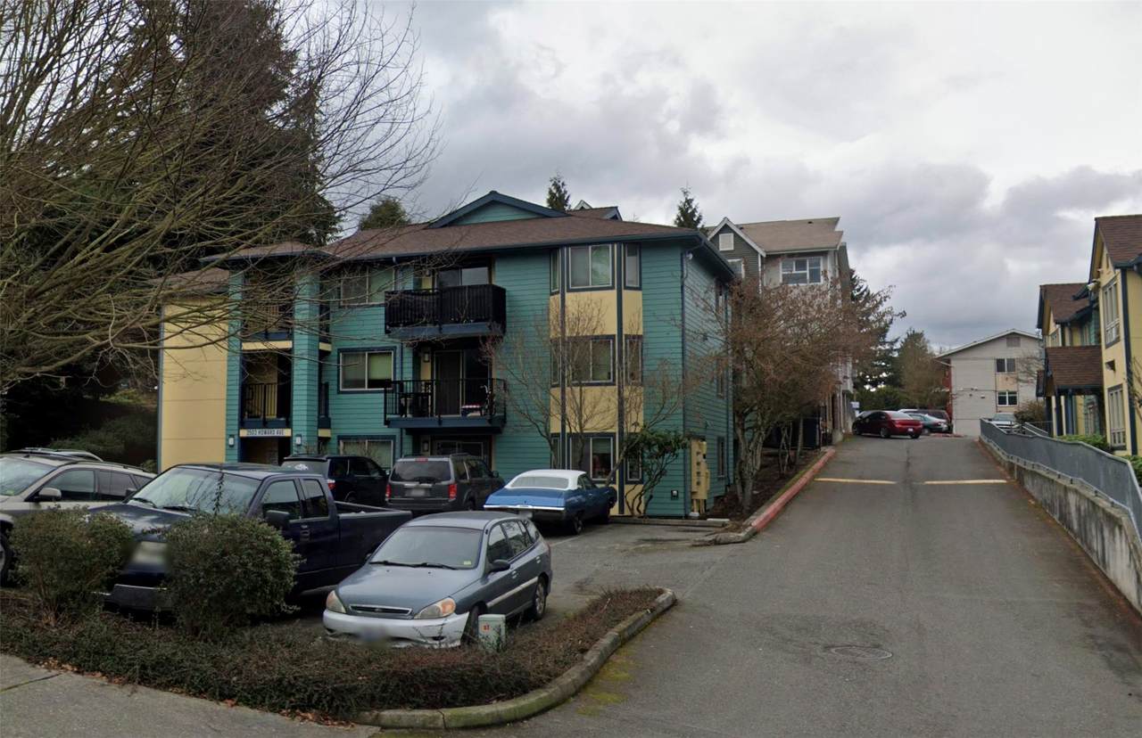 2503 Howard Ave - Photo 1