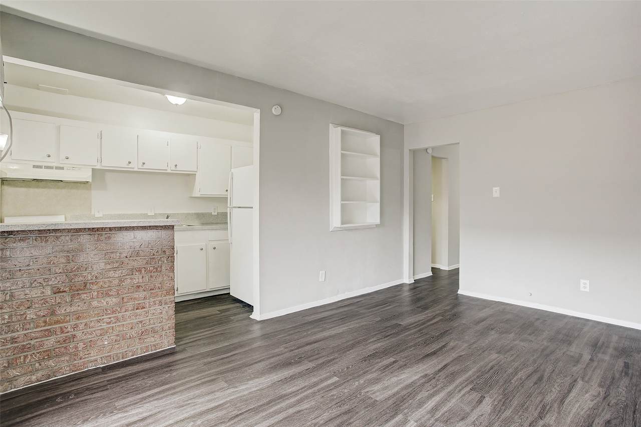 2322 Dunlavy Street - Photo 1