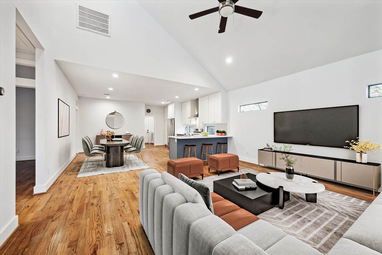 904 James Street - Photo 1