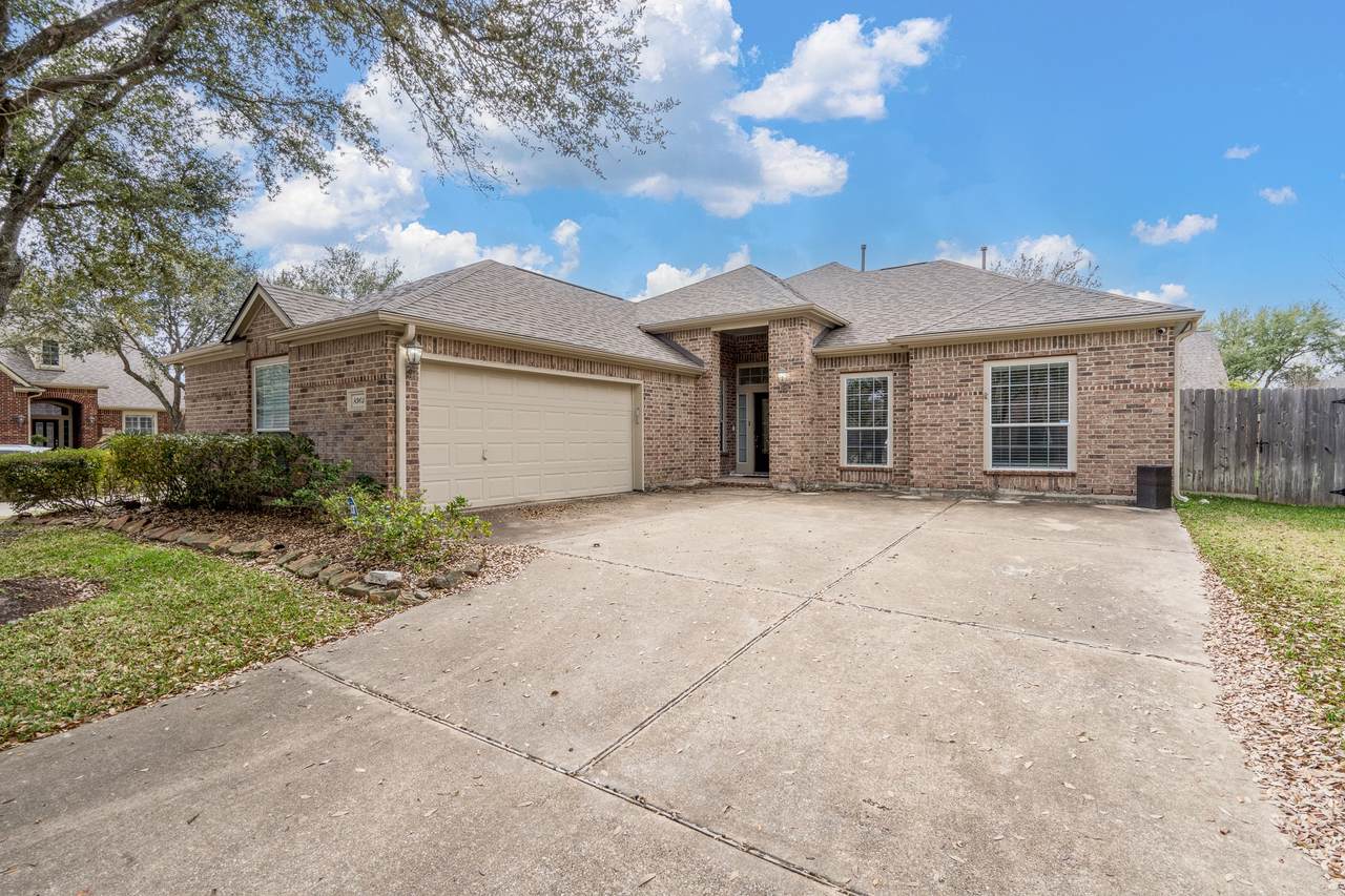 8903 Cote Court - Photo 1