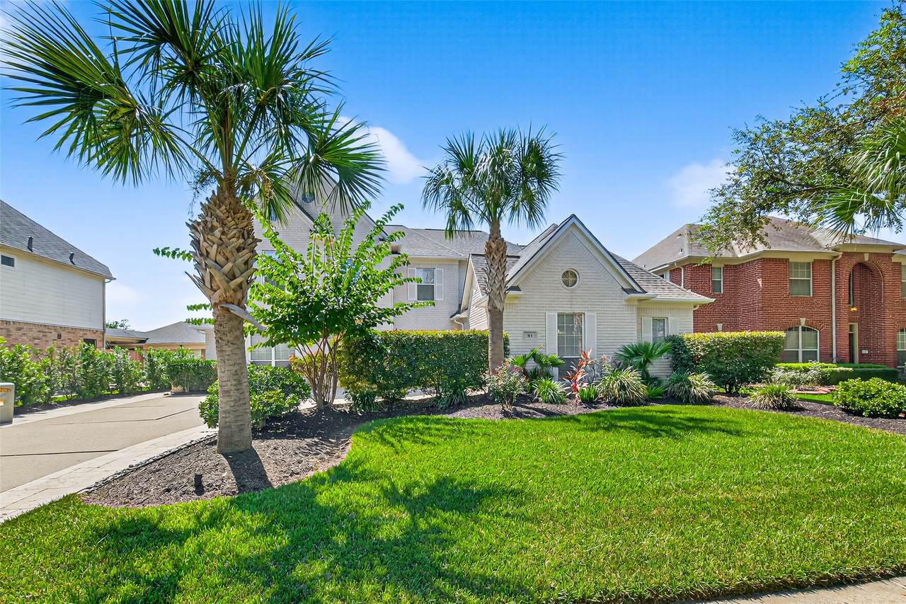 313 Shore Breeze Lane - Photo 1