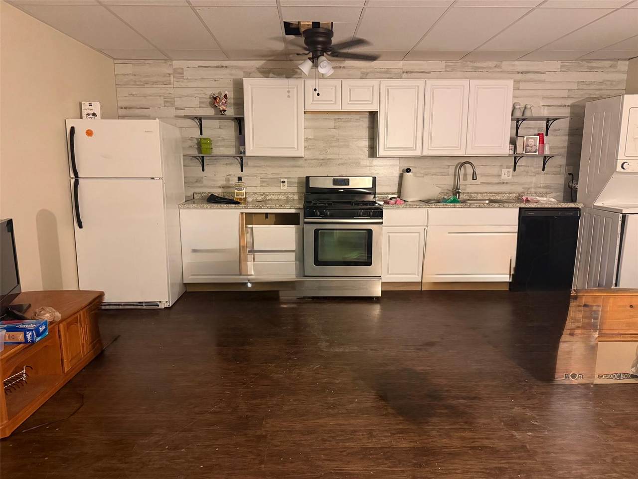 7648 Broadview Drive - Photo 1