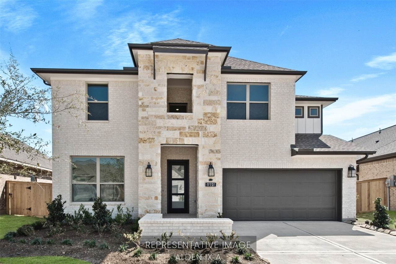 3228 Stingray Cove Drive - Photo 1