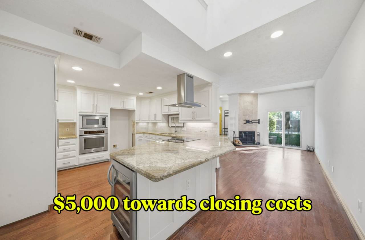 2220 Bering Drive - Photo 1