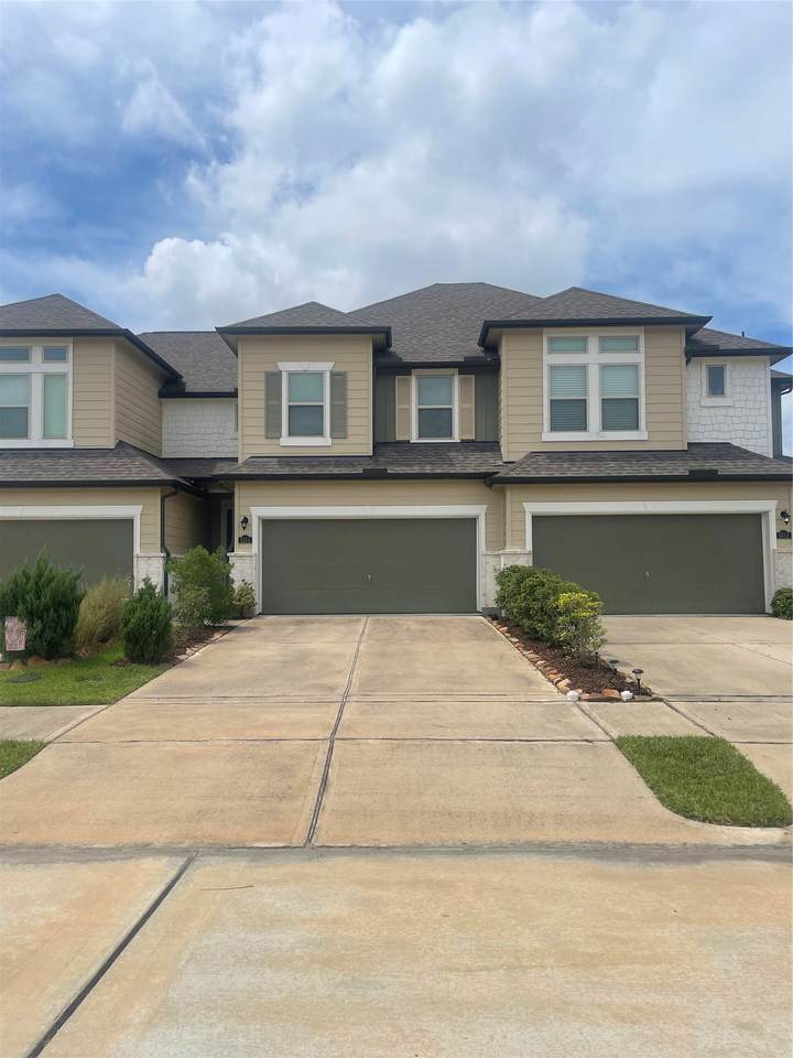 5514 Clarendon Hills Court - Photo 1