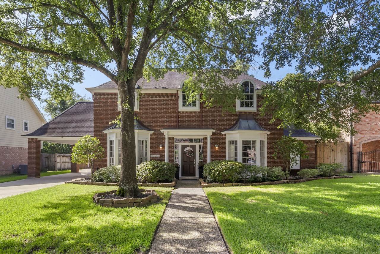6107 Sandypine Drive - Photo 1