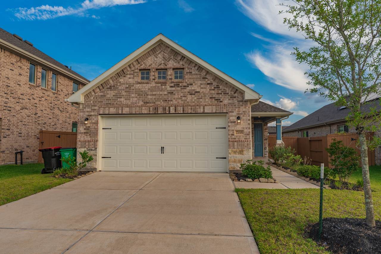 27015 Bel Air Point Lane - Photo 1