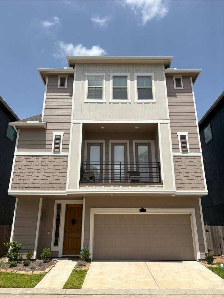 11904 Lawton Creek Lane - Photo 1