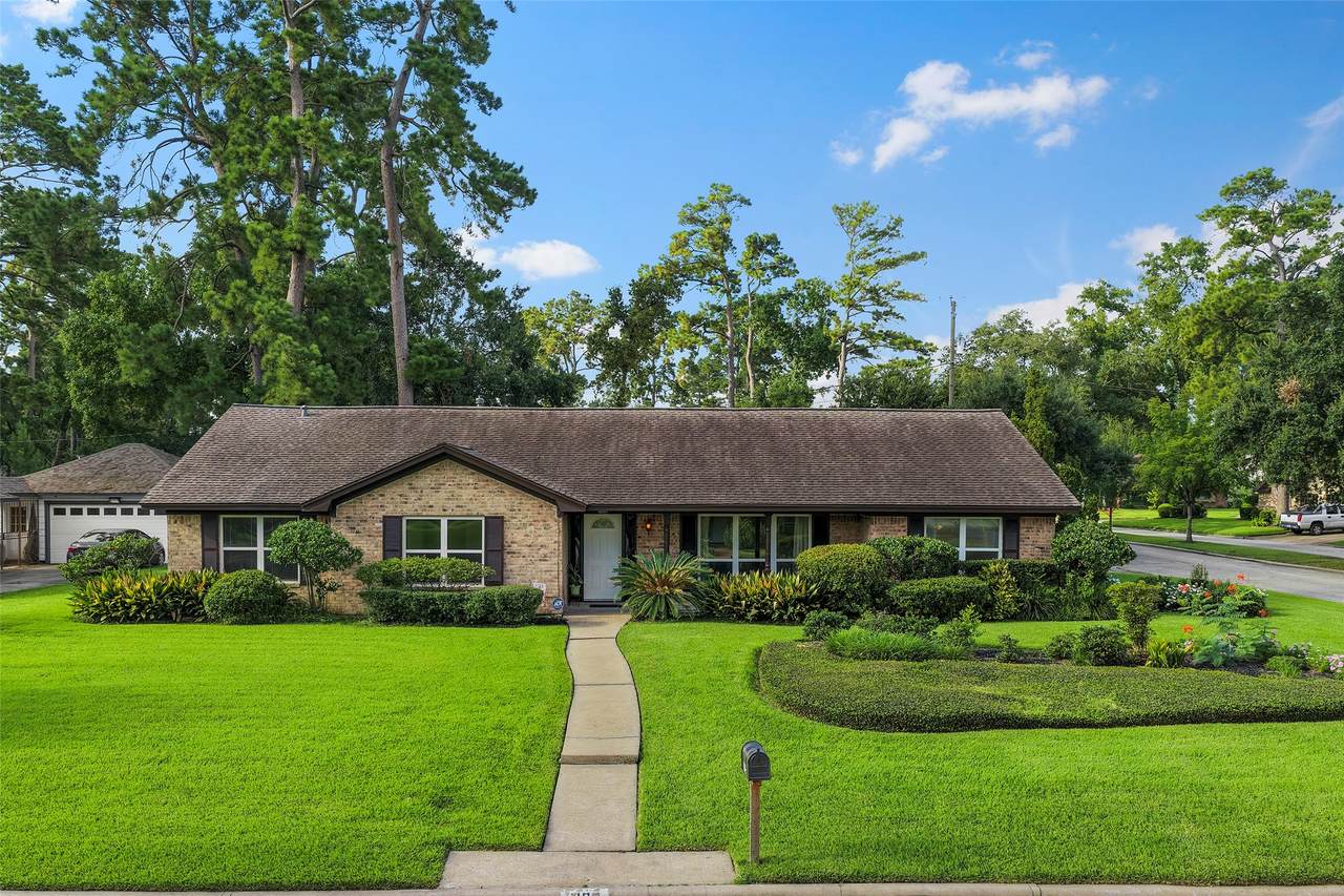 1102 Doral Lane - Photo 1
