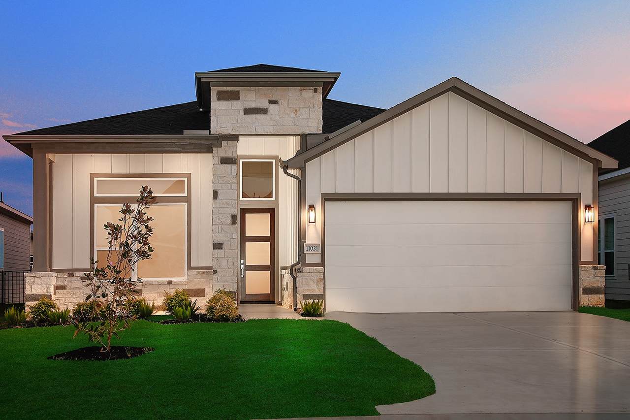 11021 Lake Mist Lane - Photo 1