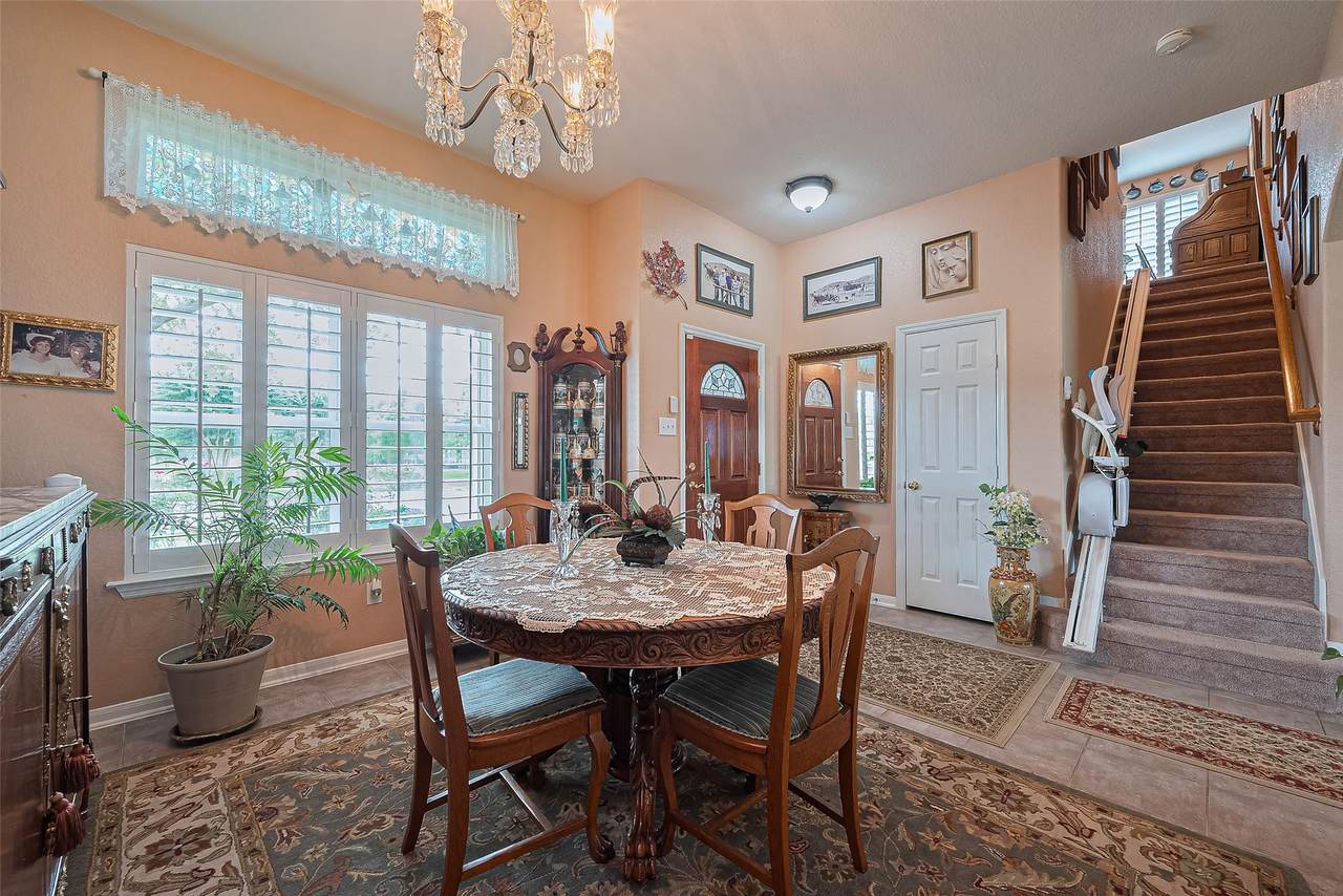 4223 Warwick Drive - Photo 1