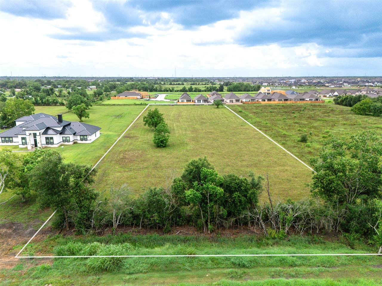 0 Del Bello Blvd - Photo 1
